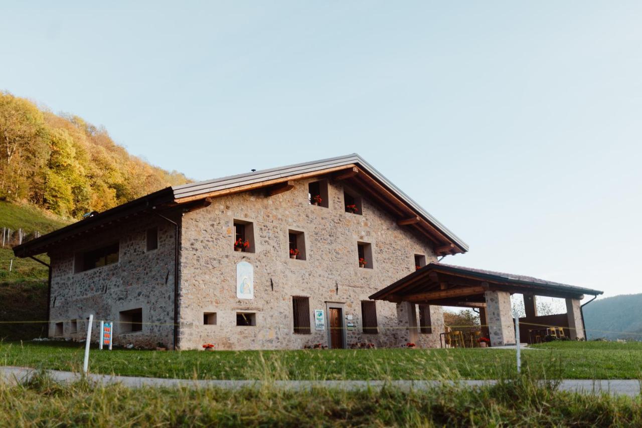 Agriturismo Piane Ono Degno Eksteriør billede