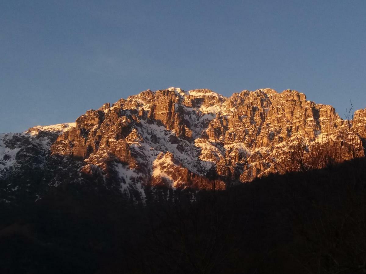Agriturismo Piane Ono Degno Eksteriør billede